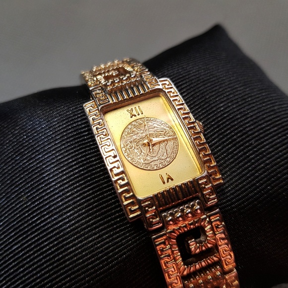Gianni Versace Watch Quartz Gold Plated Medusa main image 8
